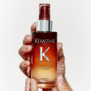 KER_NUTRITIVE_2023_8H MAGIC NIGHT SERUM_IN HAND_3474637155025