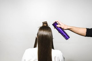 Omviklet hestehale Tutorial 3 Kerastase